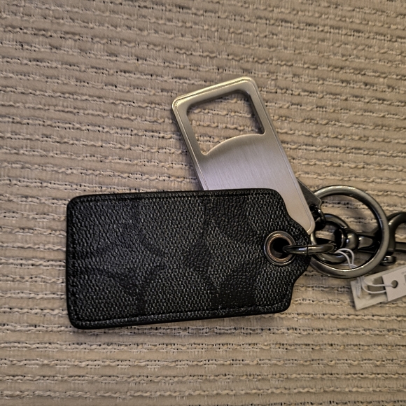 Coach Signature Black Leather Keychain. Nice gift idea! - Picture 3 of 5